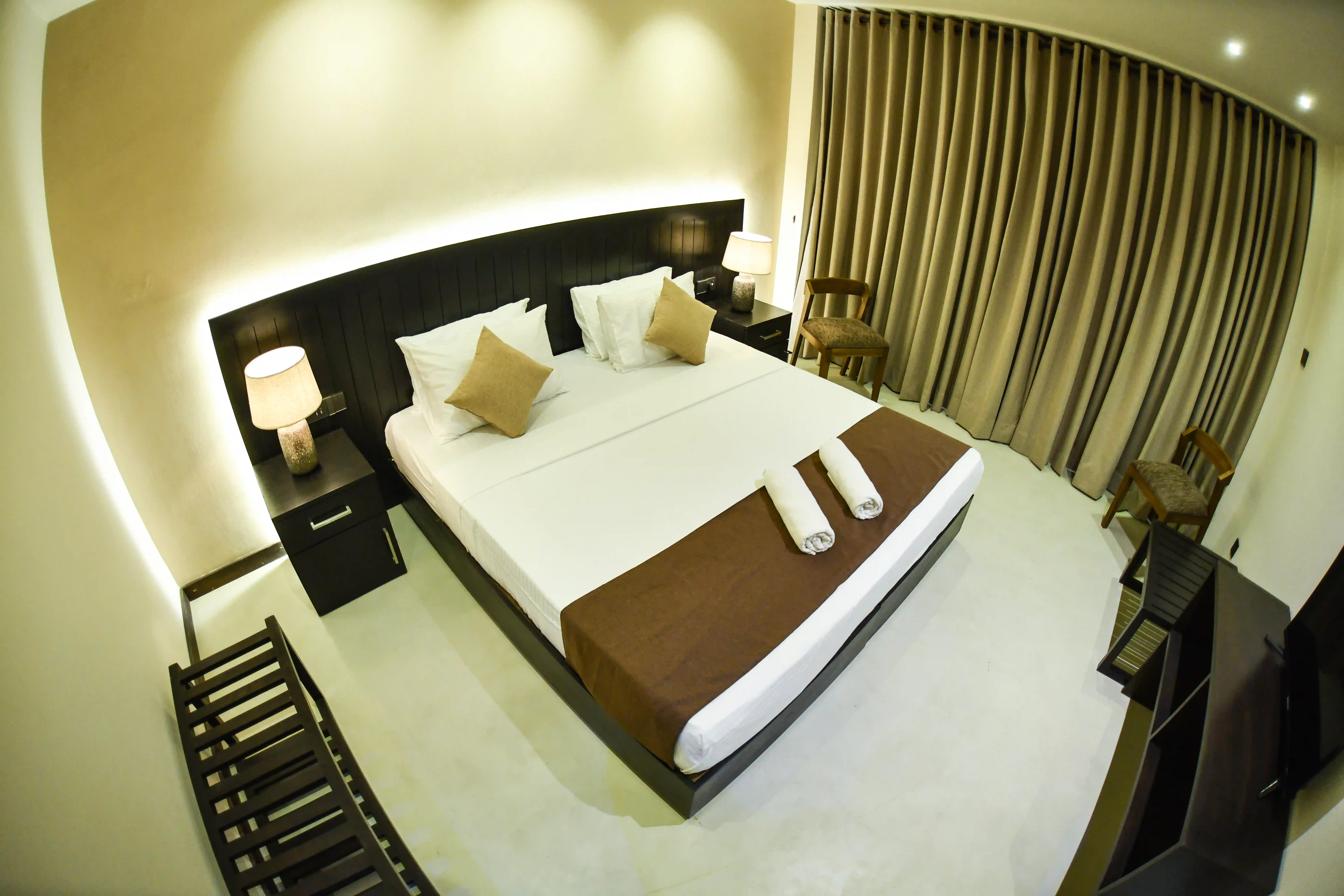 Double room at Hiriketiya Beach Resort with modern amenities in Hiriketiya