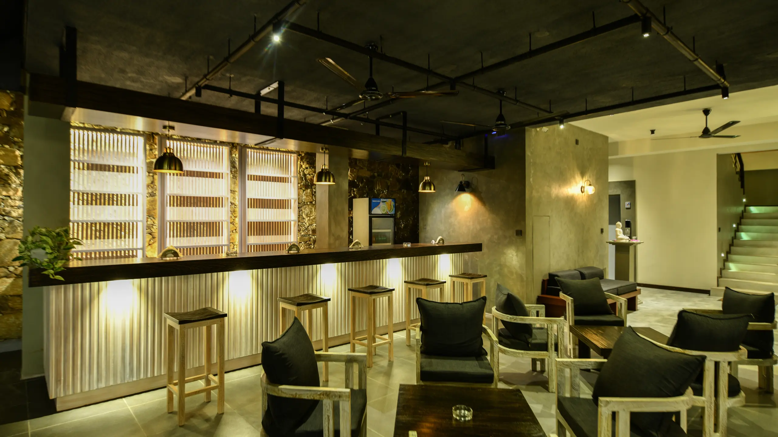 Breakfast Hiriketiya dining area and bar at Hiriketiya Beach Resort