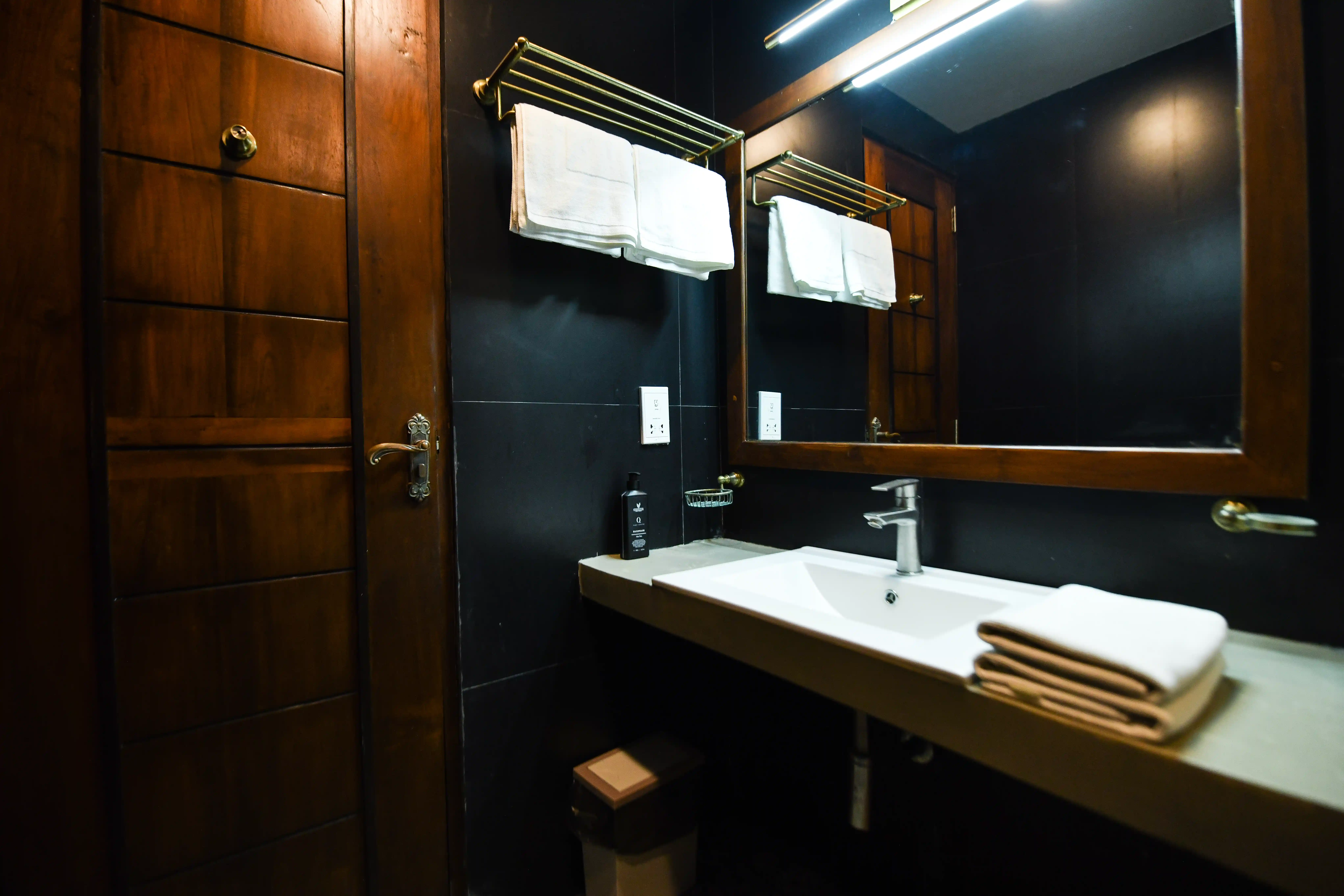 Modern bathroom sink and vanity at Hiriketiya Beach Resort for comfortable Hiriketiya accommodation