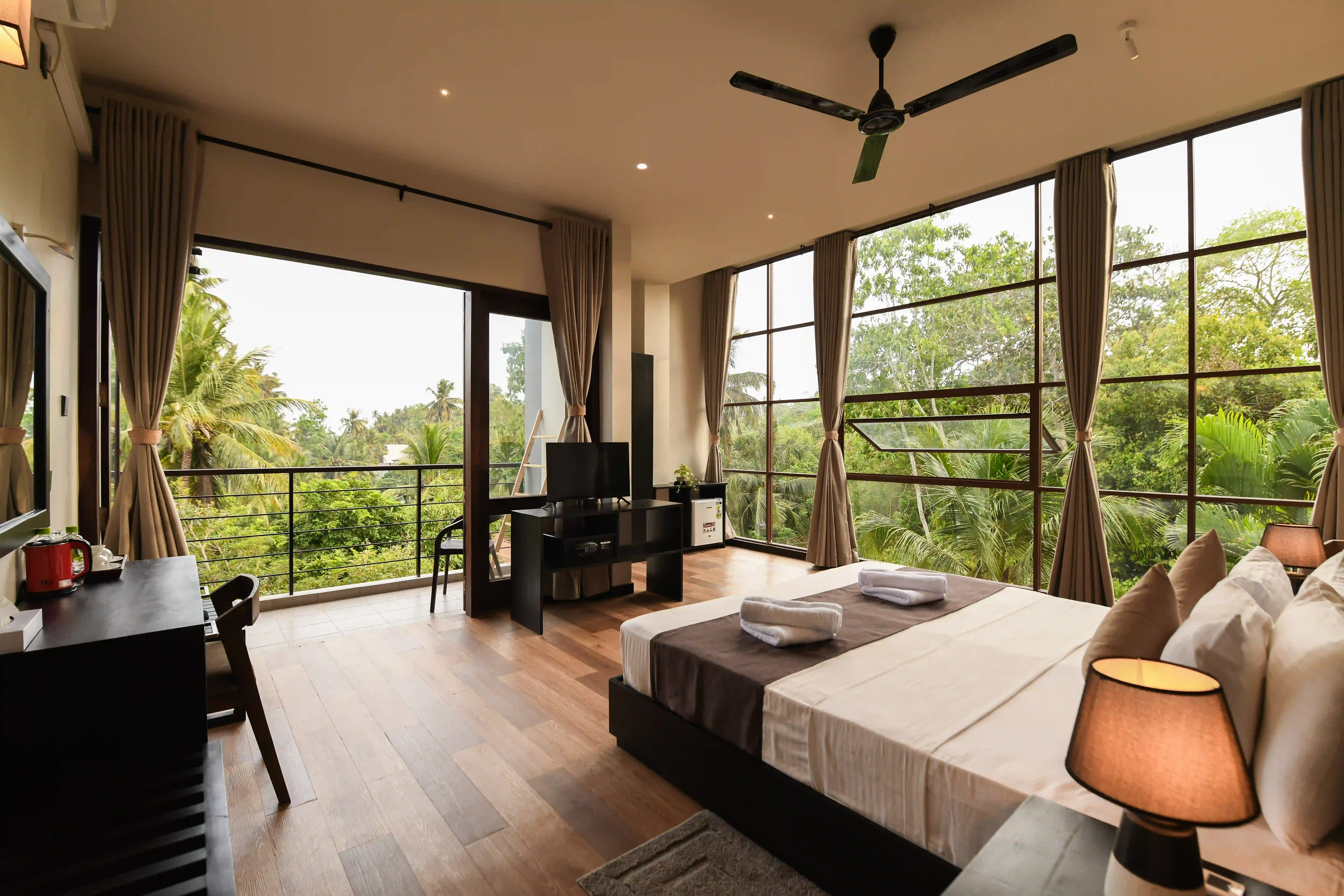 Superior King Room at Hiriketiya Beach Resort with modern amenities in Hiriketiya