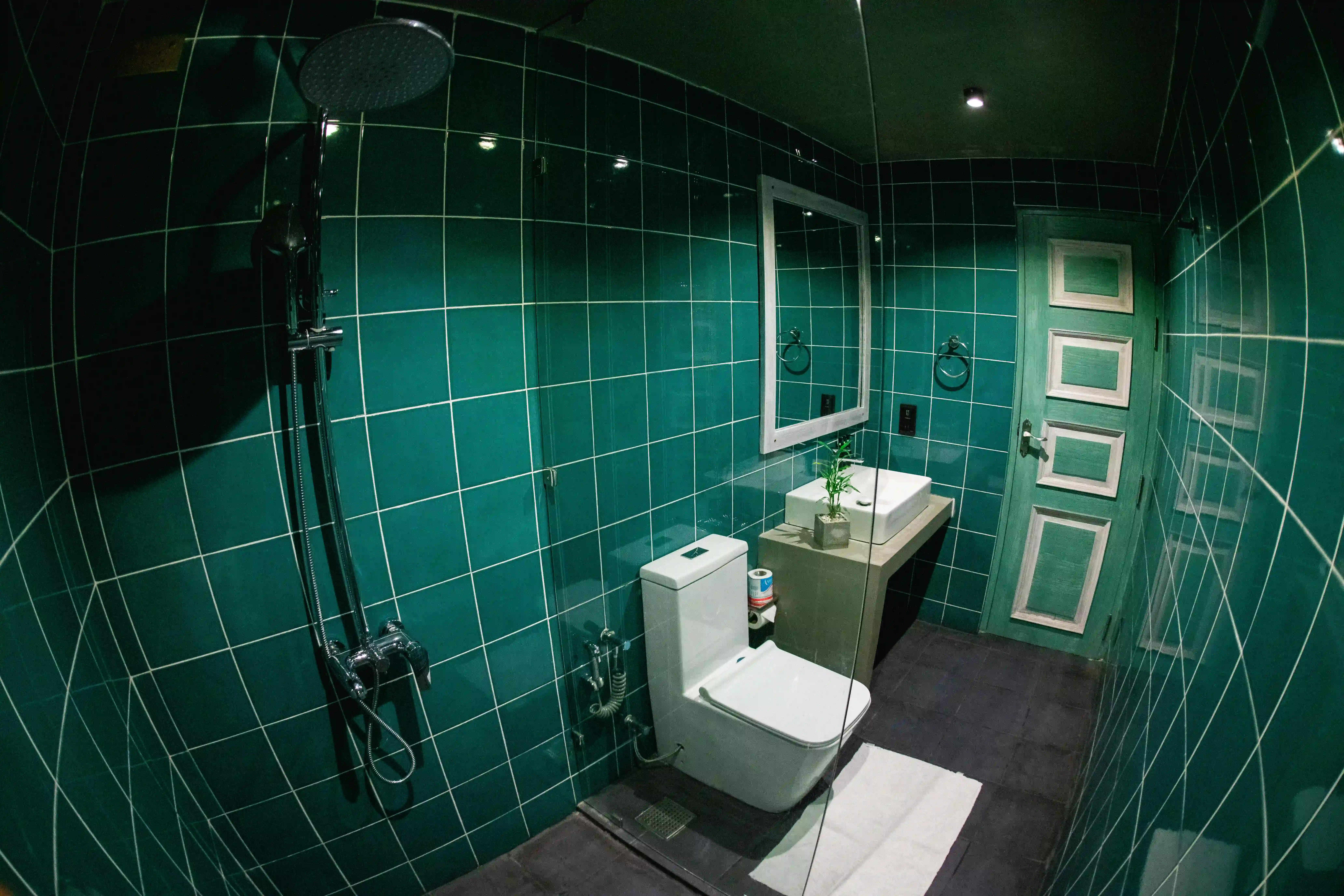 Modern bathroom with shower at Hiriketiya Beach Resort for comfortable Hiriketiya accommodation
