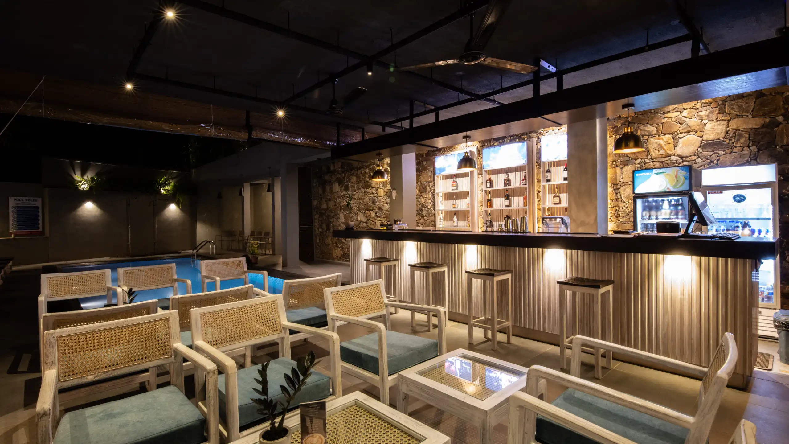 Breakfast Hiriketiya dining area and bar at Hiriketiya Beach Resort