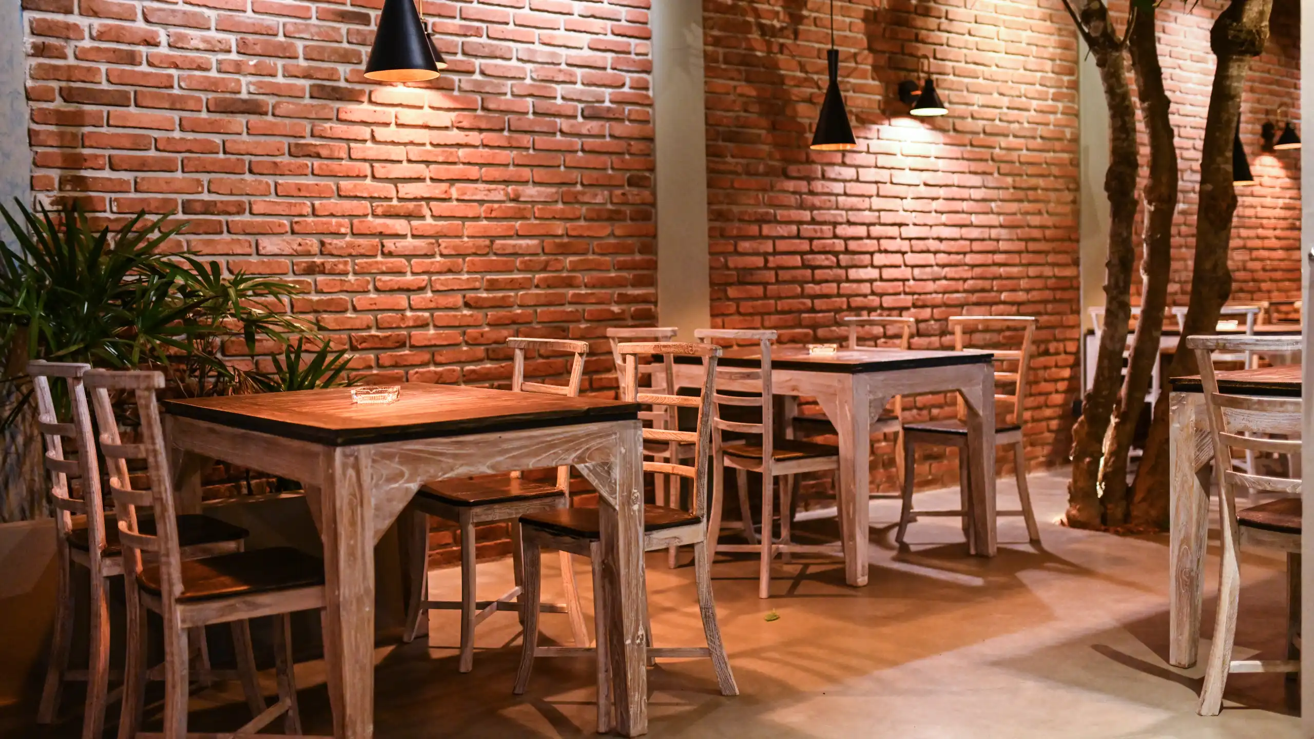 Breakfast Hiriketiya dining area and bar at Hiriketiya Beach Resort