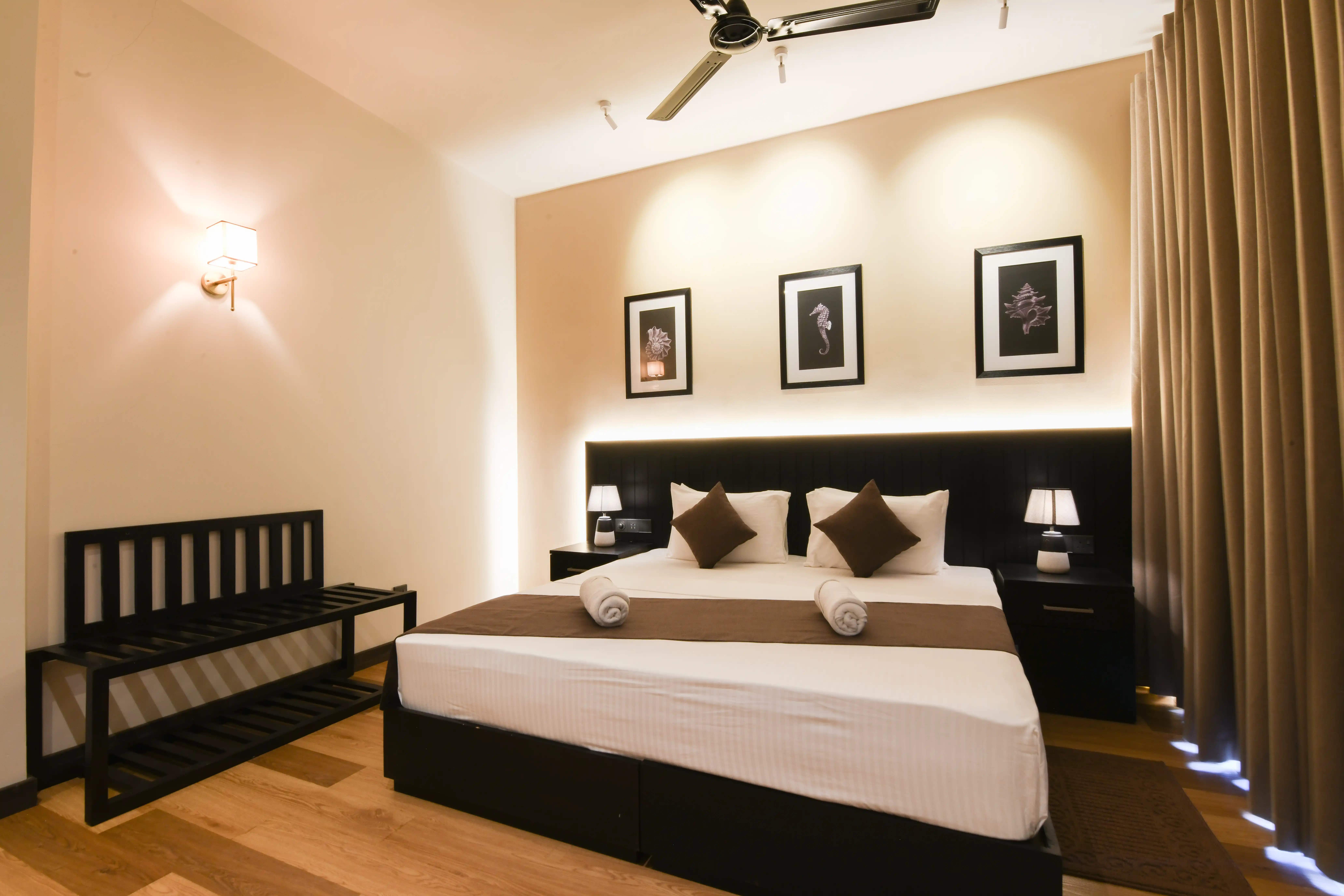 Double room at Hiriketiya Beach Resort with modern amenities in Hiriketiya