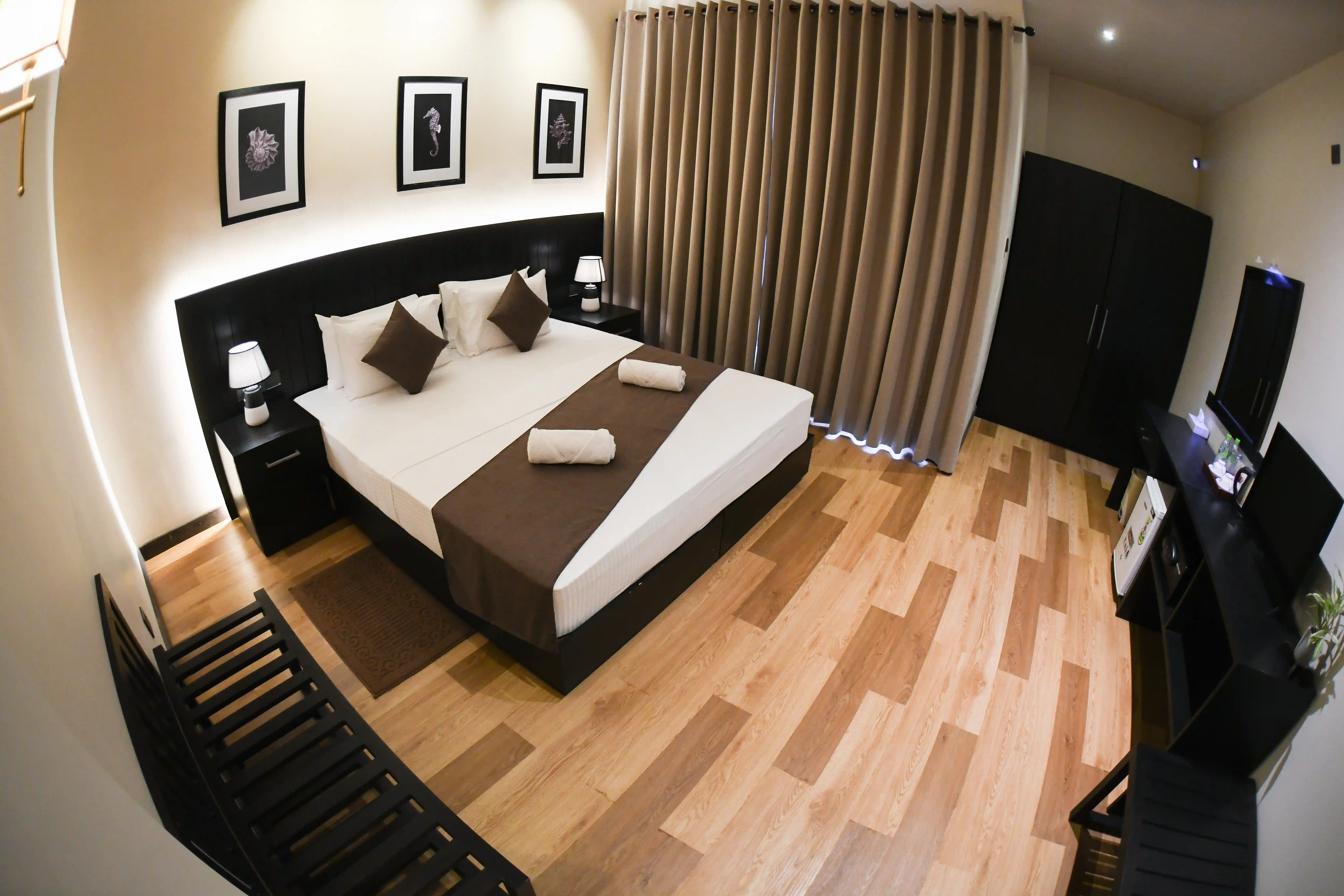 Double room at Hiriketiya Beach Resort with modern amenities in Hiriketiya