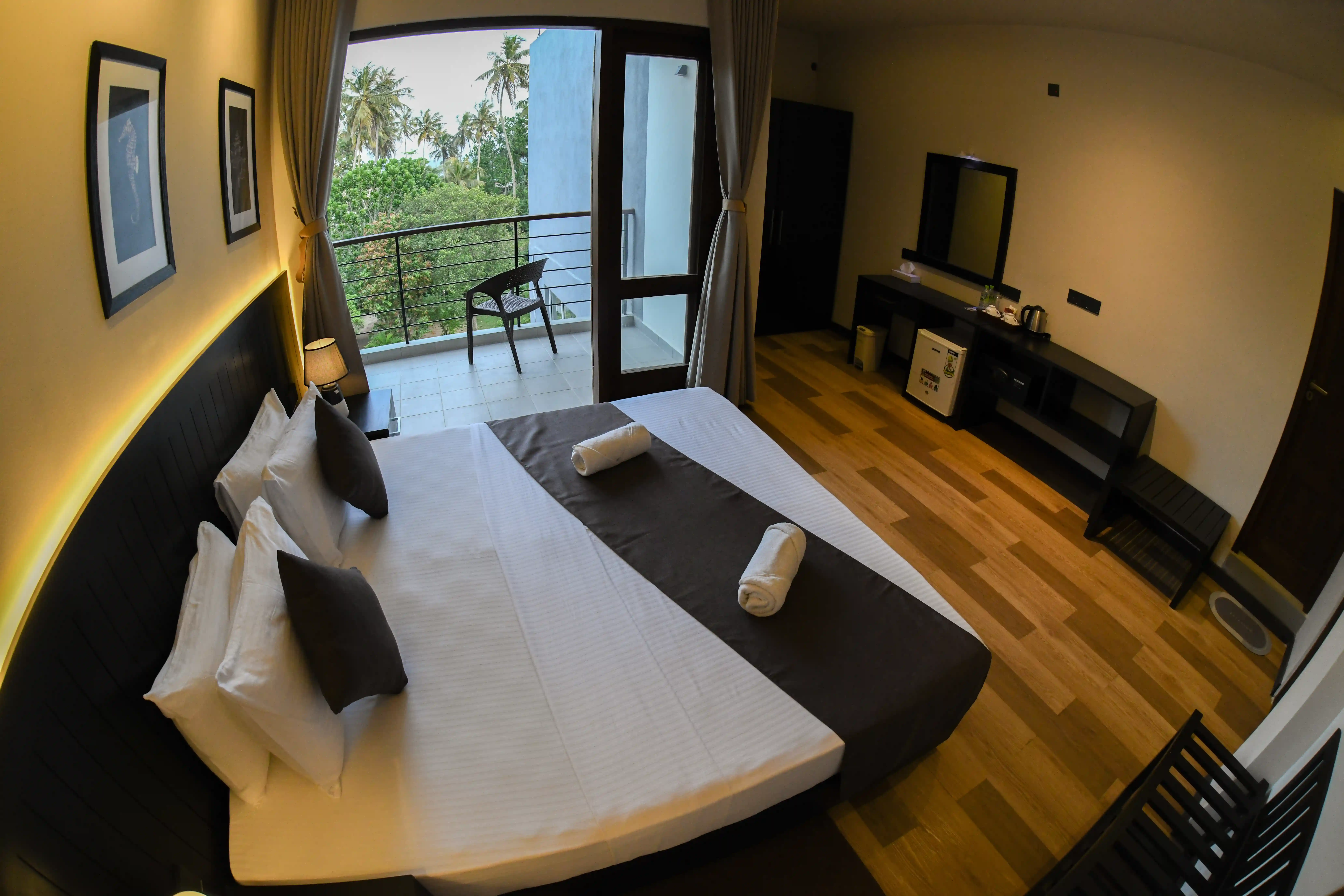 Double room at Hiriketiya Beach Resort with modern amenities in Hiriketiya