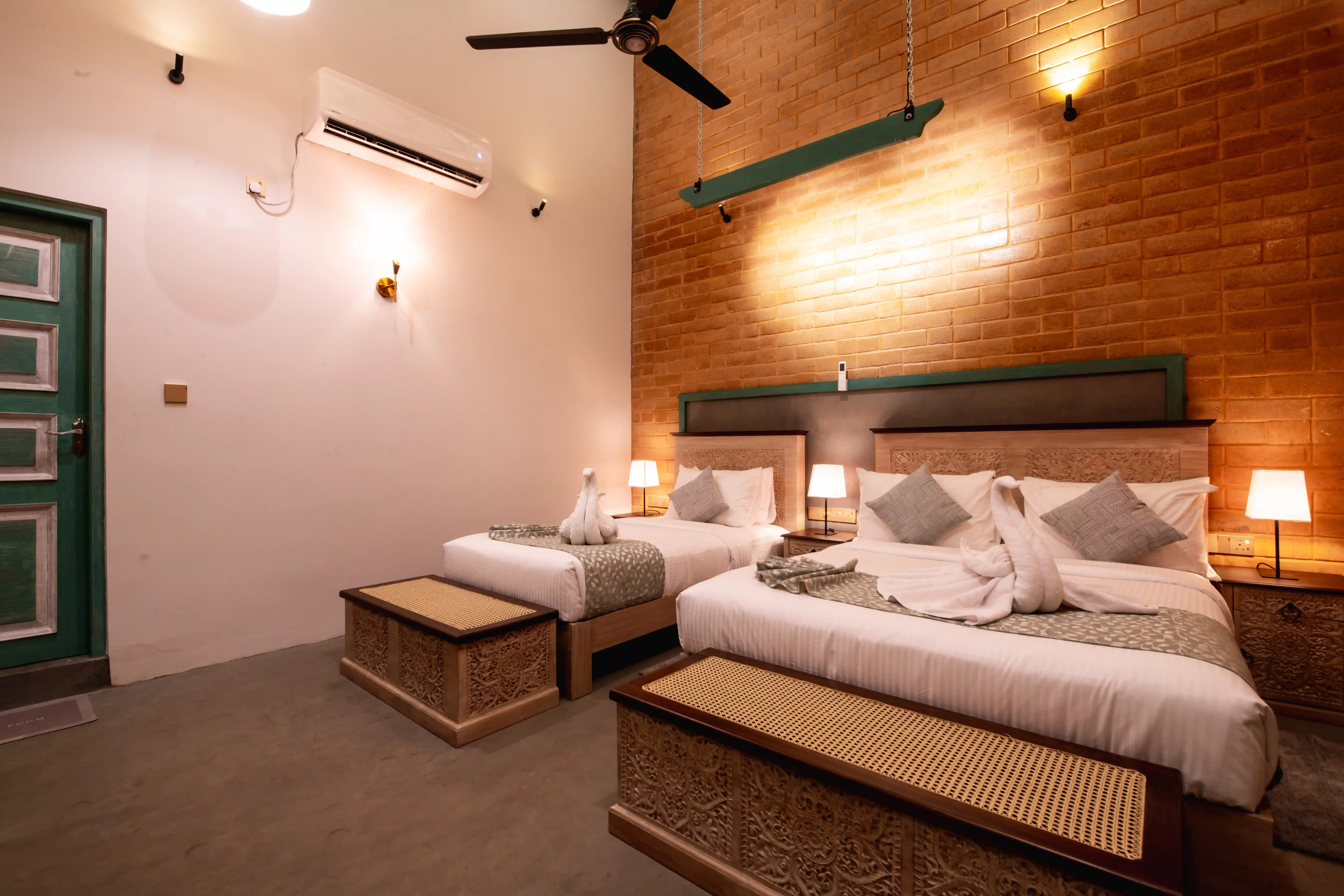 Superior Suite at Hiriketiya Beach Resort with modern amenities in Hiriketiya