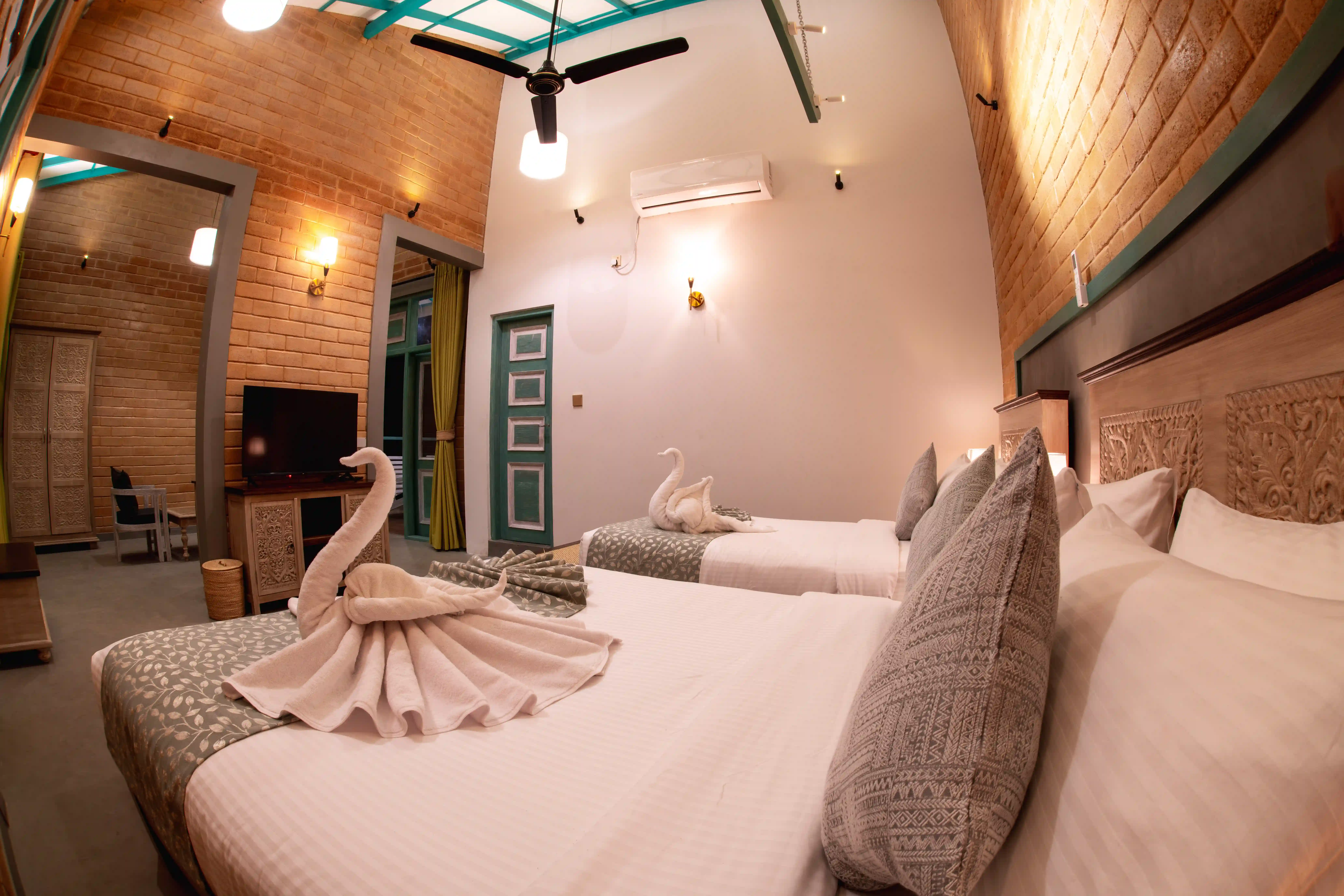 Superior Suite at Hiriketiya Beach Resort with modern amenities in Hiriketiya