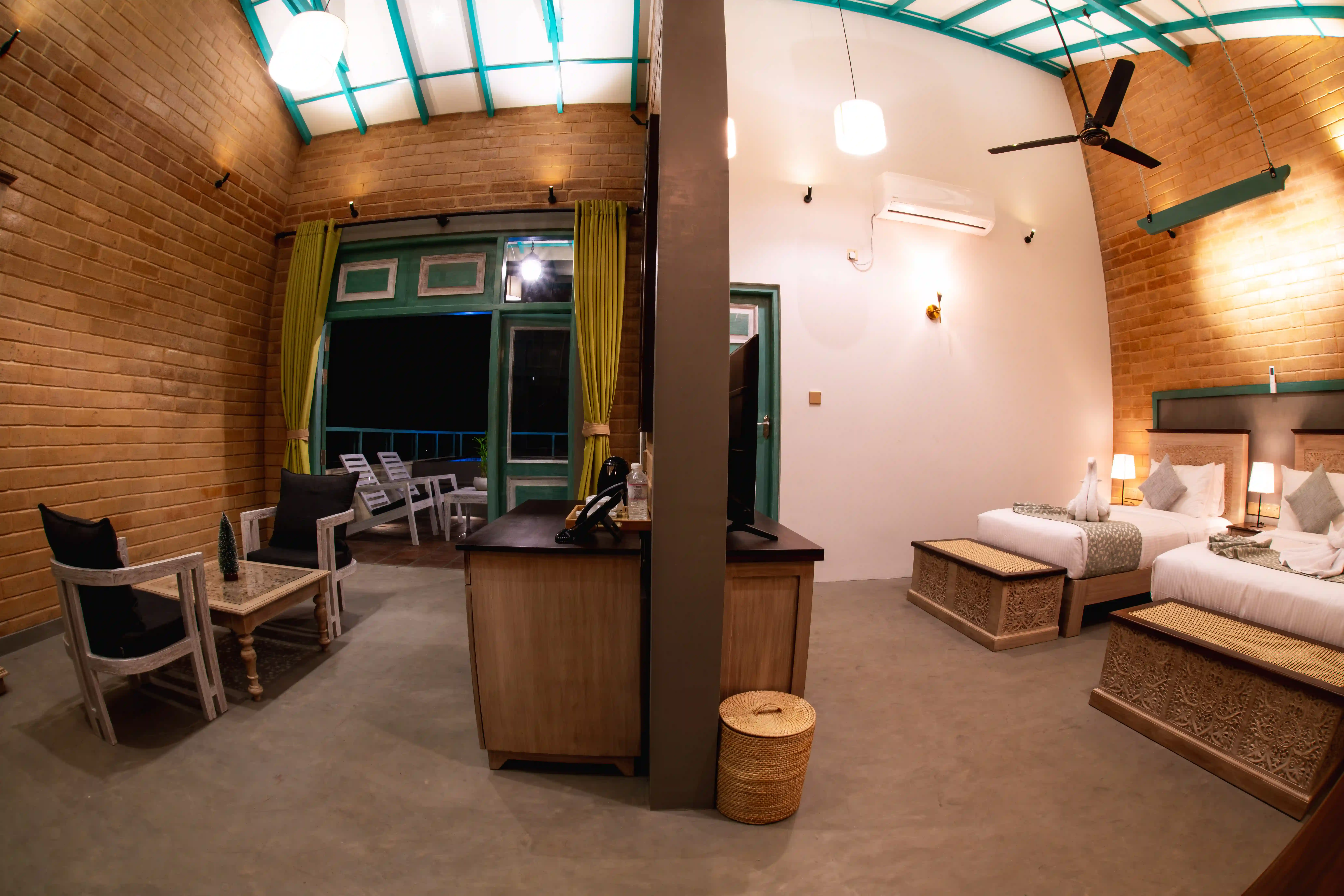 Superior Suite at Hiriketiya Beach Resort with modern amenities in Hiriketiya