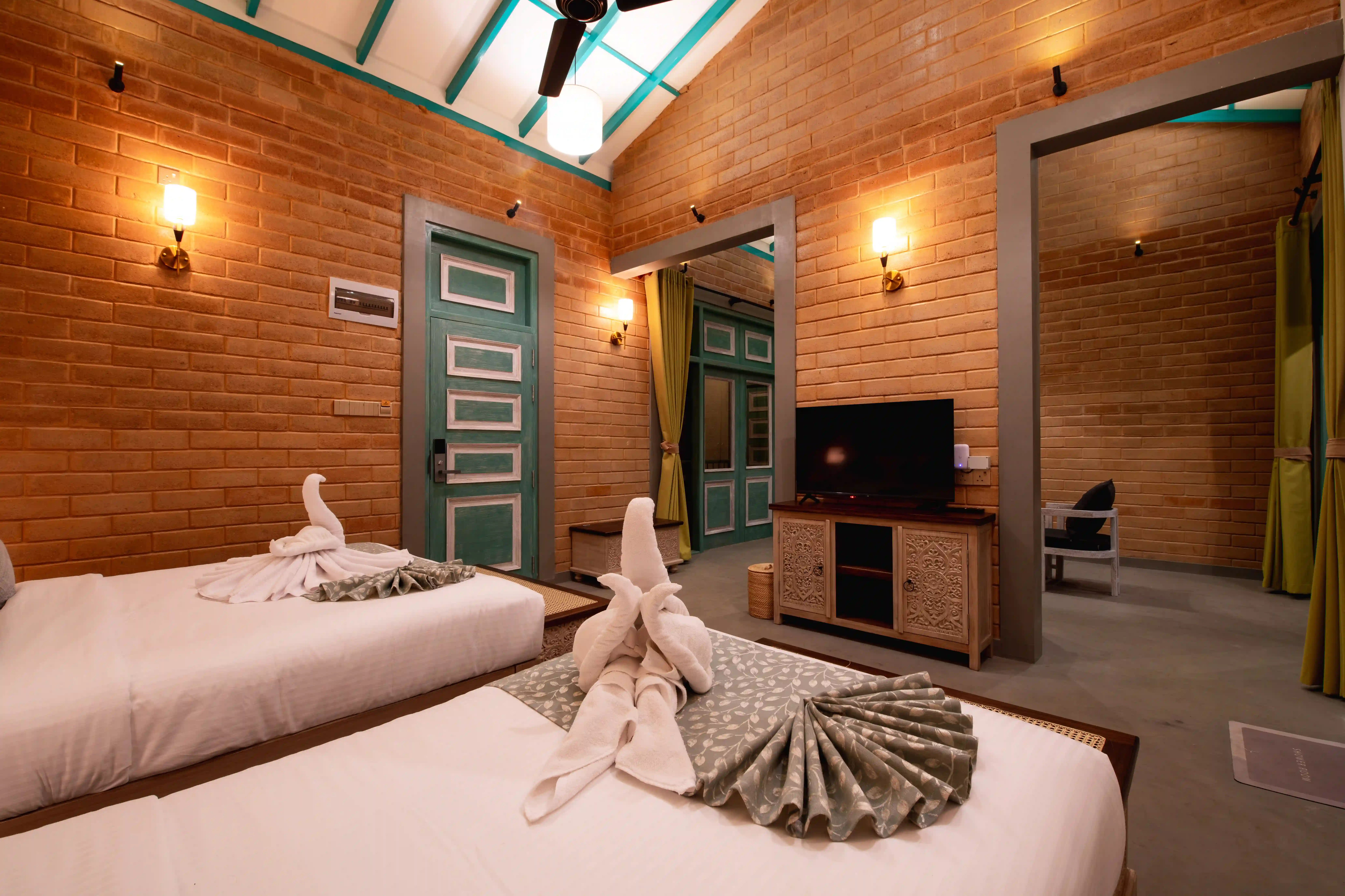 Superior Suite at Hiriketiya Beach Resort with modern amenities in Hiriketiya