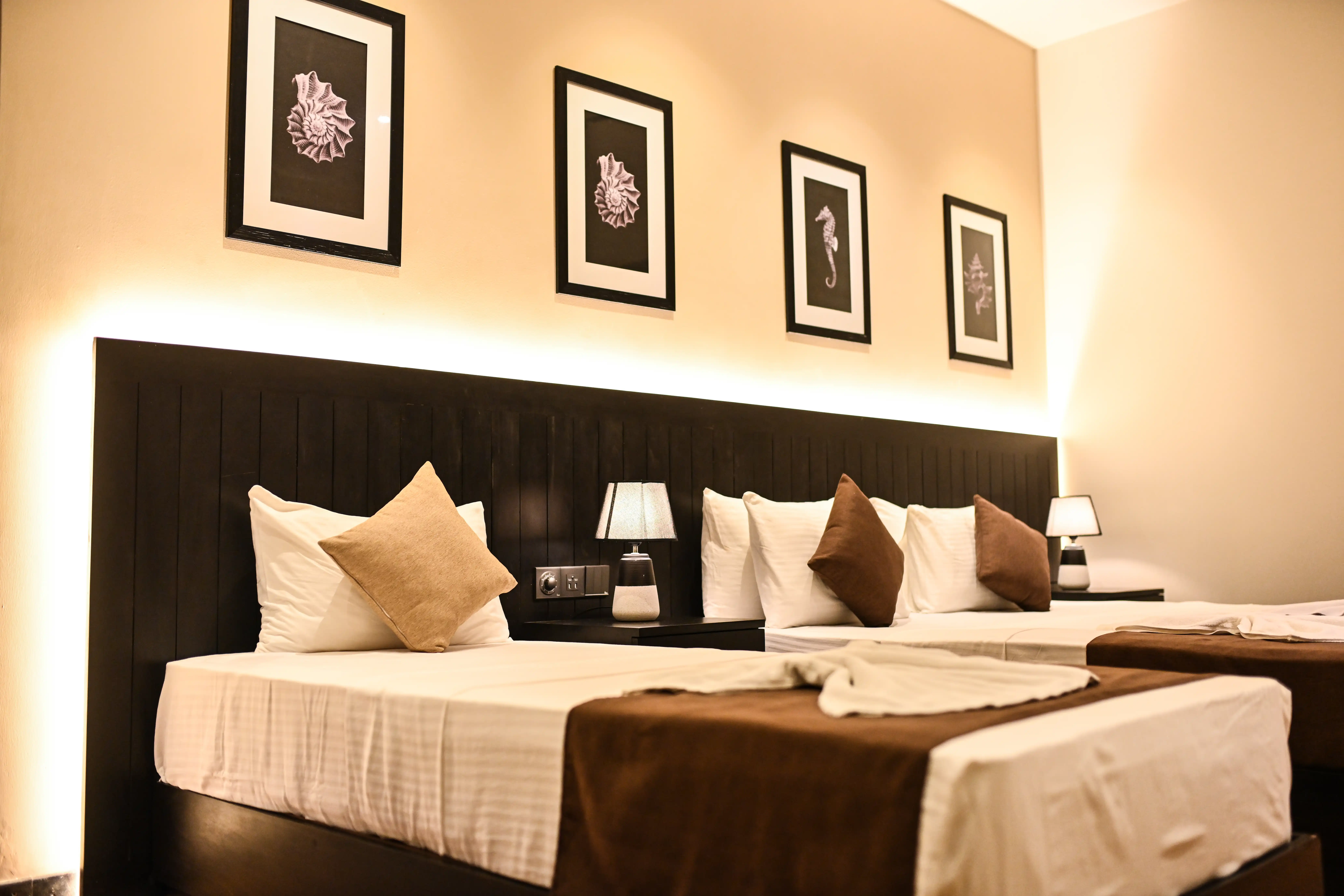 Superior Triple Room at Hiriketiya Beach Resort with modern amenities in Hiriketiya